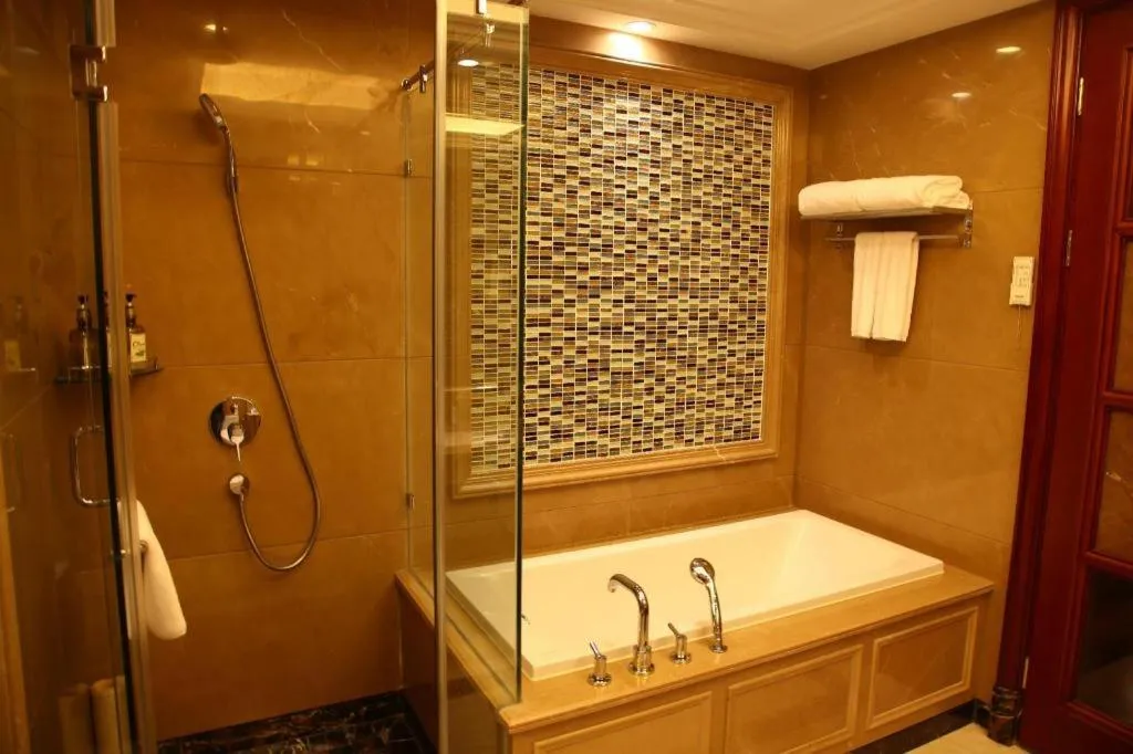 Hangzhou Lingtao Pavilion Hotel