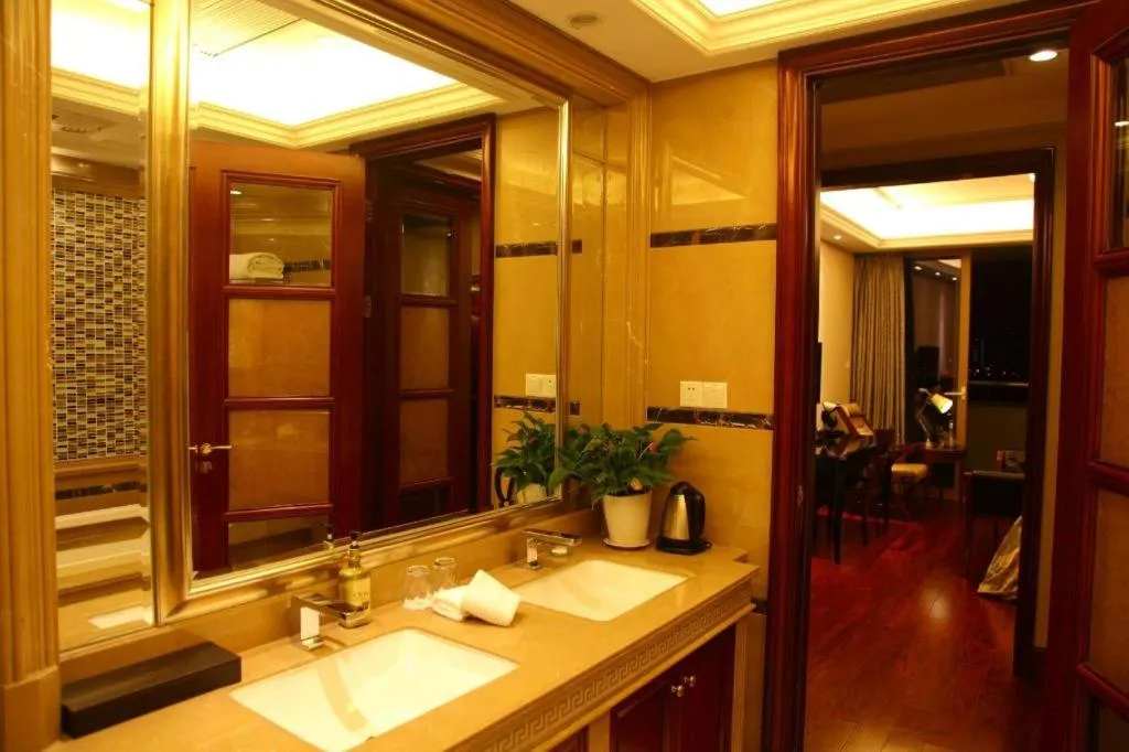 Hangzhou Lingtao Pavilion Hotel