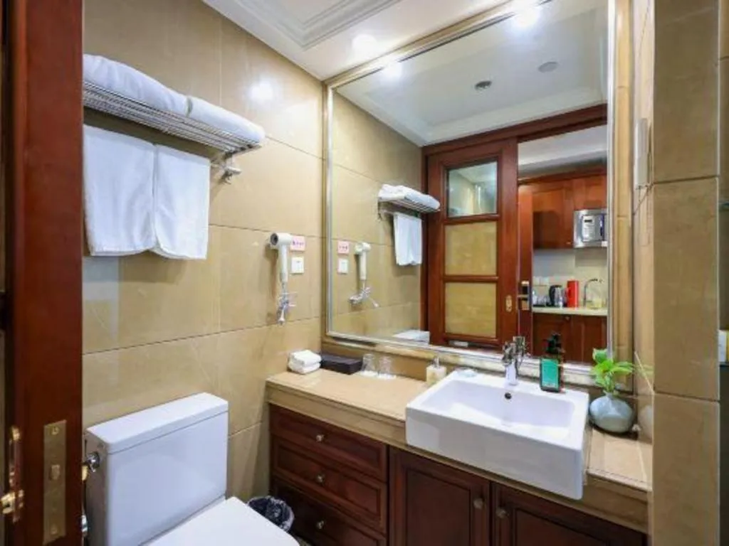 Hangzhou Lingtao Pavilion Hotel