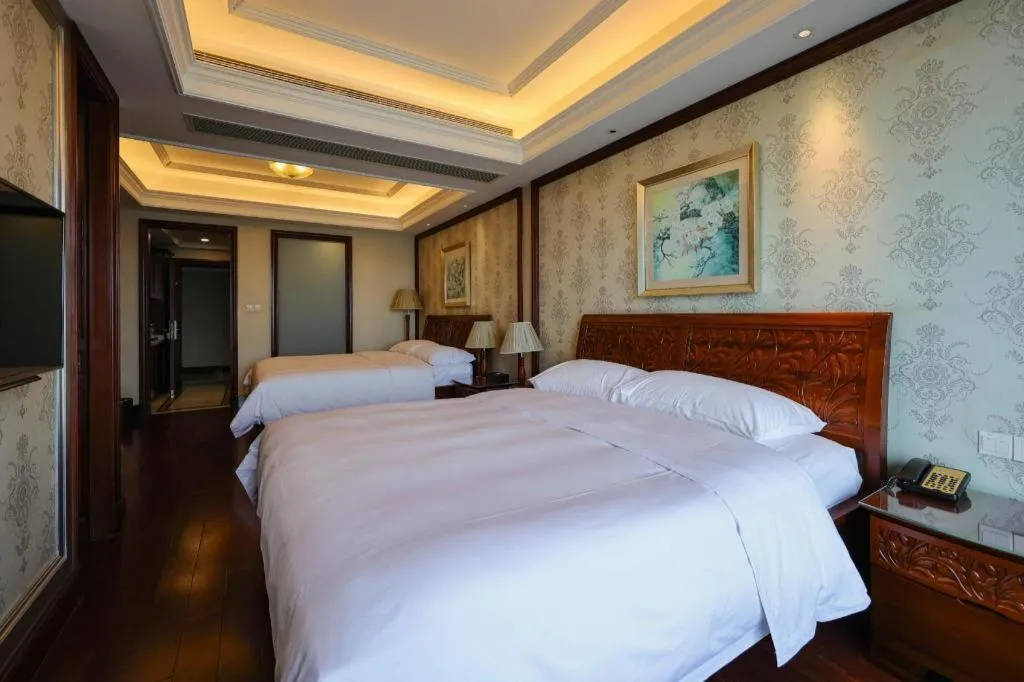 Bed in Hangzhou Lingtao Pavilion Hotel