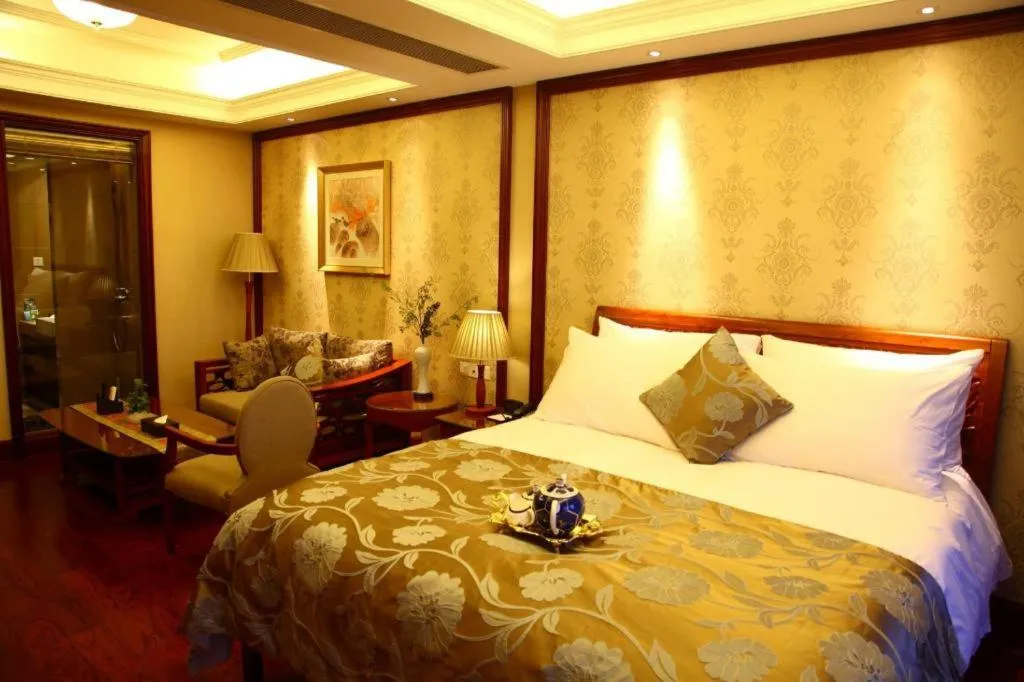 Bed in Hangzhou Lingtao Pavilion Hotel
