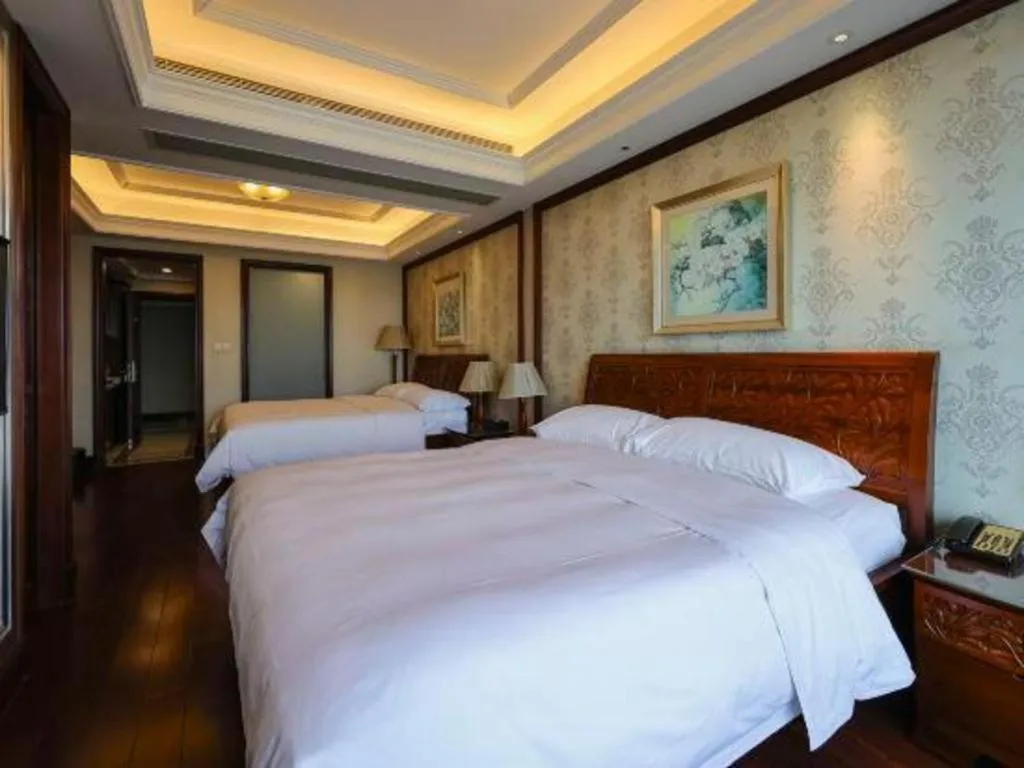 Bed in Hangzhou Lingtao Pavilion Hotel