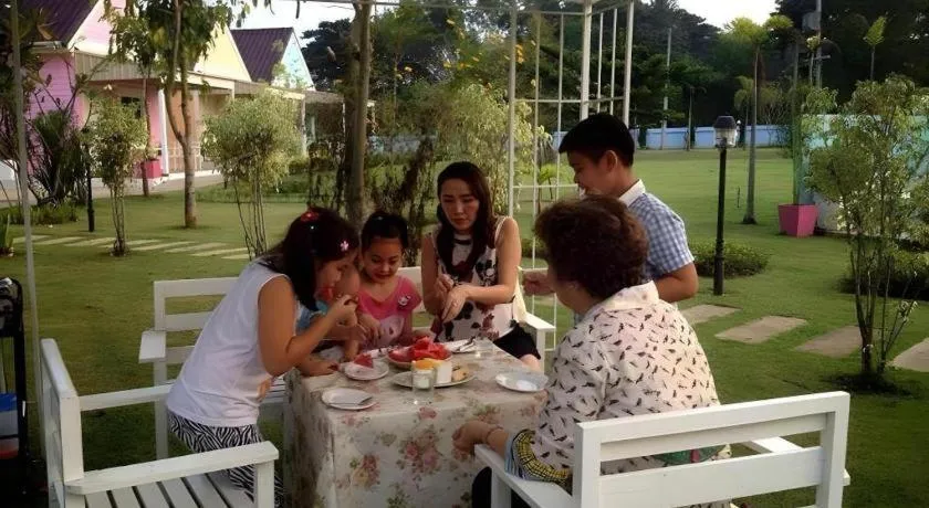 Chiangkhan Gallery Resort