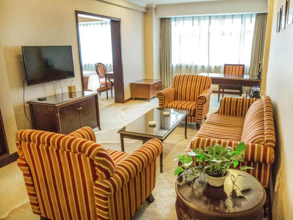 James Joyce Coffetel Qinhuangdao Taiyangcheng Wenhua Road