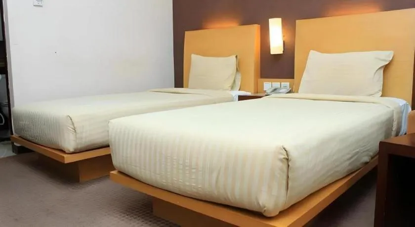 Bed in ZUZU Simpang Lima