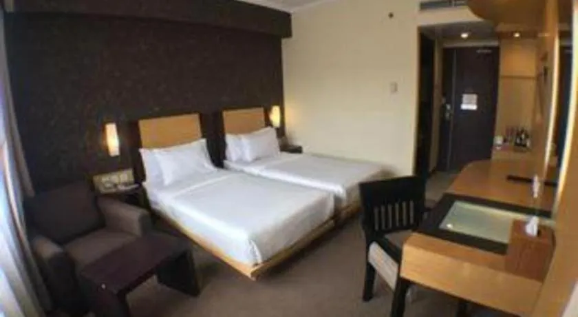 Bed in ZUZU Simpang Lima