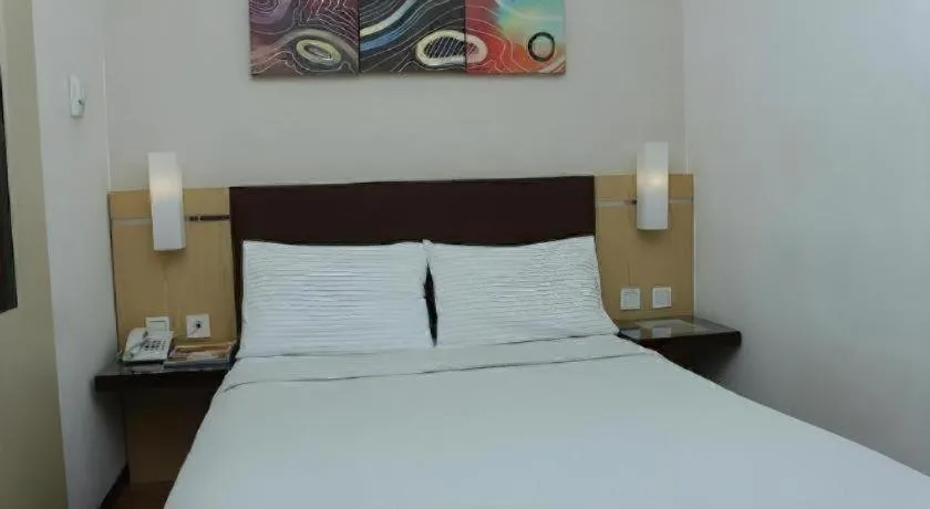 Bed in ZUZU Simpang Lima