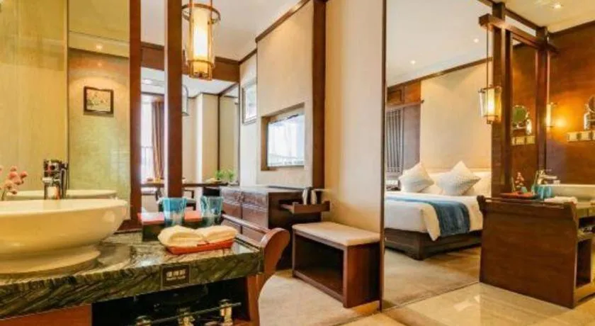 Bed in Yitel Collection Chengdu Kuanzhai Alley Chutian Junlin