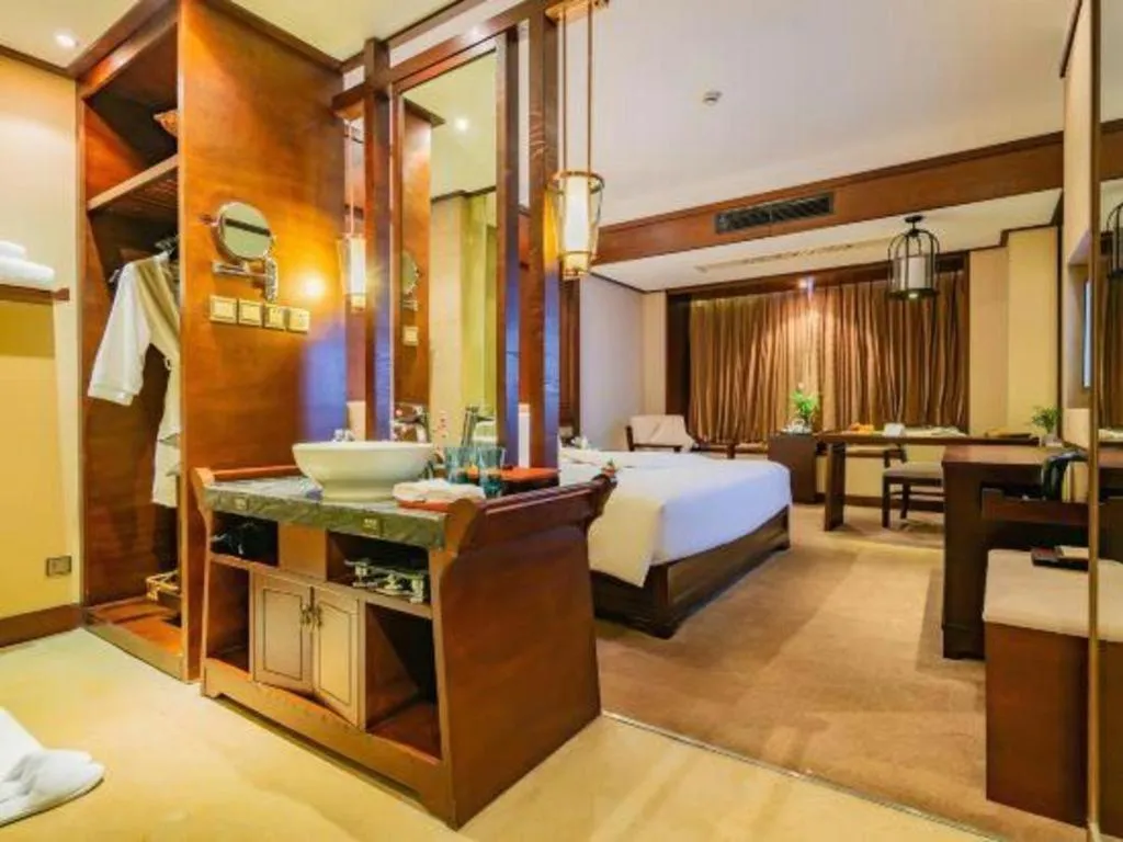 Bed in Yitel Collection Chengdu Kuanzhai Alley Chutian Junlin