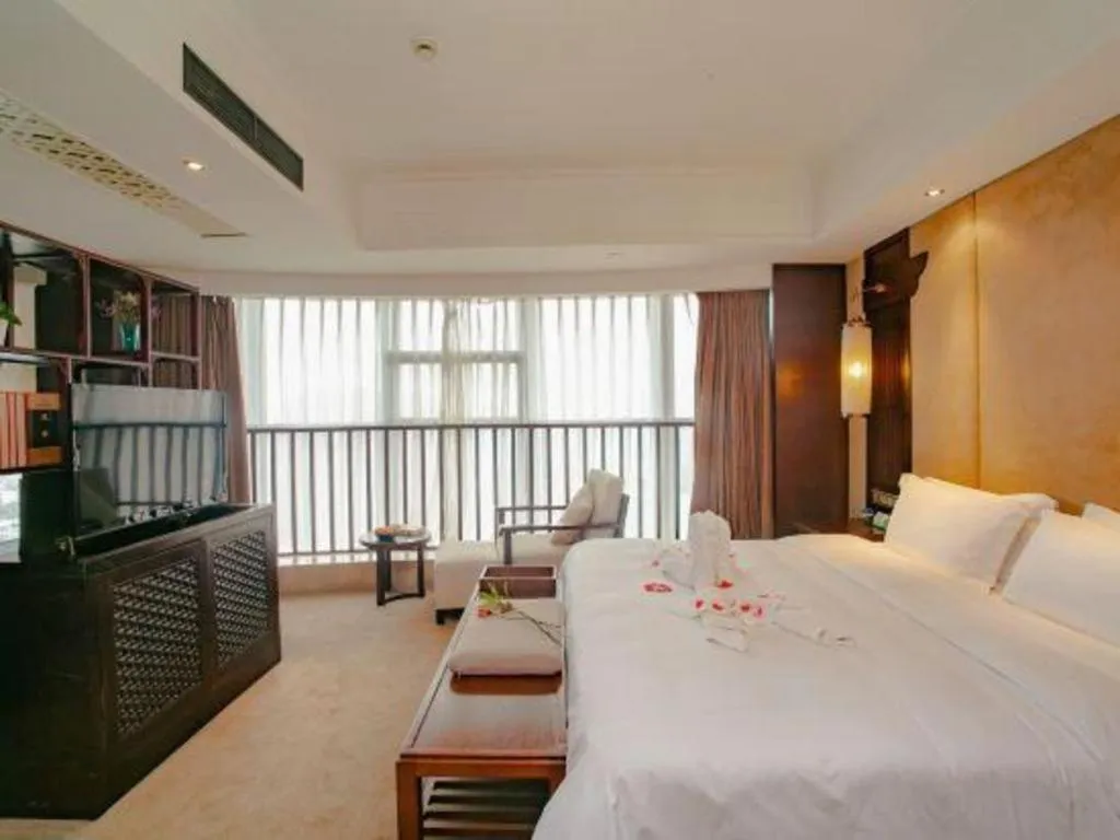 Bed in Yitel Collection Chengdu Kuanzhai Alley Chutian Junlin