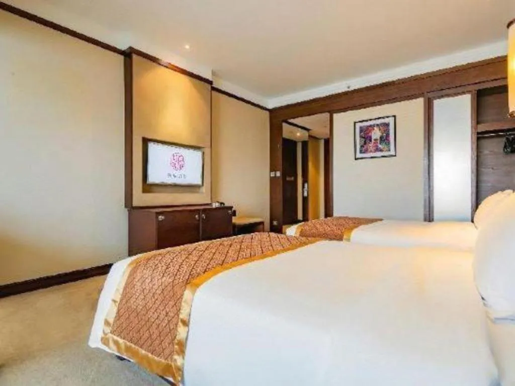 Bed in Yitel Collection Chengdu Kuanzhai Alley Chutian Junlin