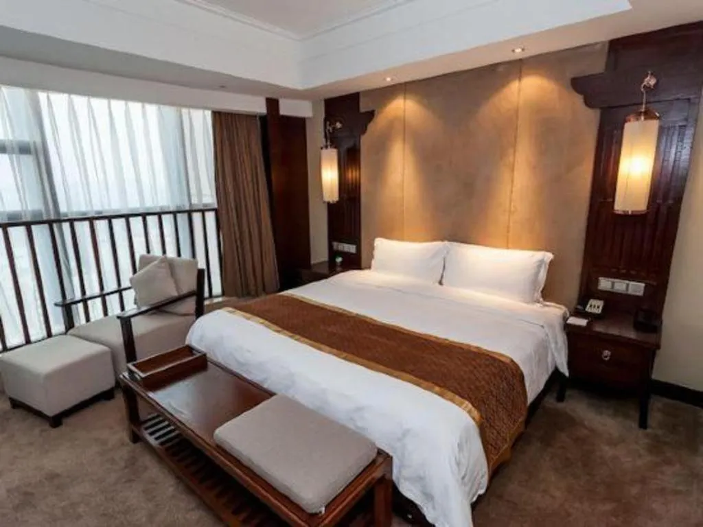 Bed in Yitel Collection Chengdu Kuanzhai Alley Chutian Junlin