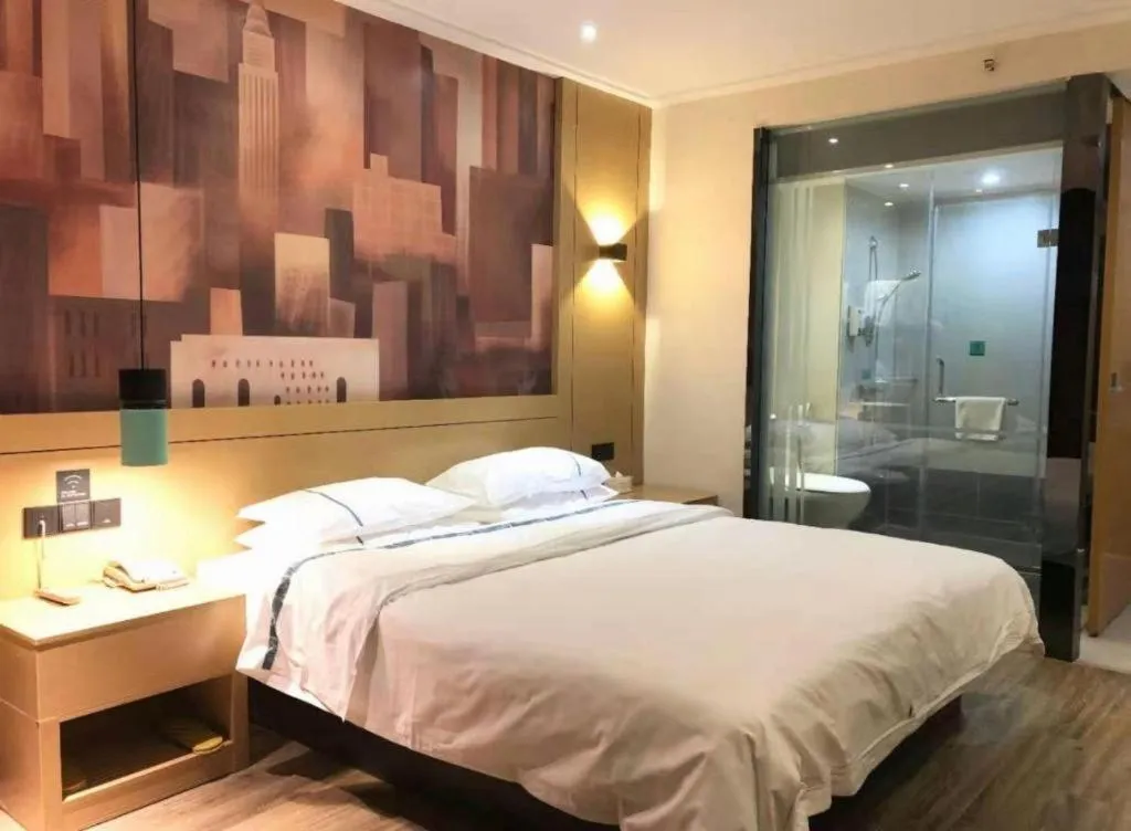 Bed in City Comfort Inn Wuhan Baibuting