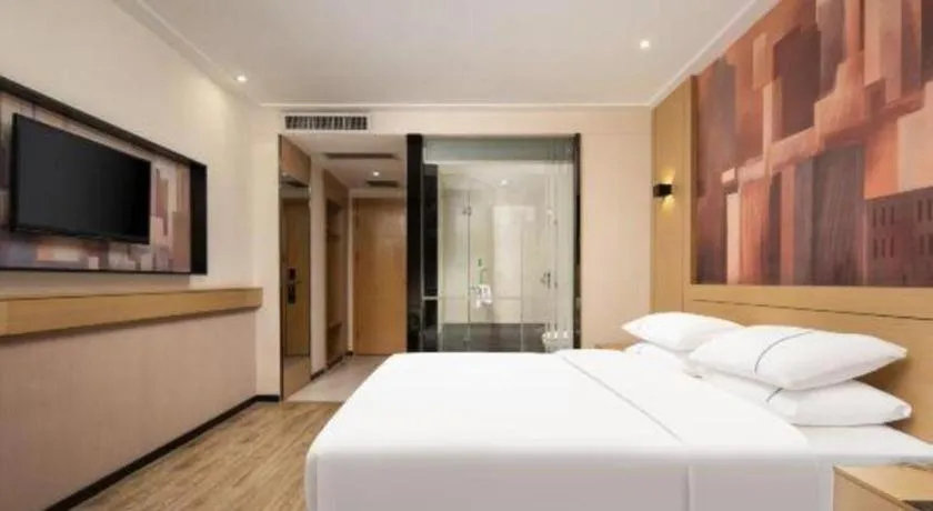 Bed in City Comfort Inn Wuhan Baibuting