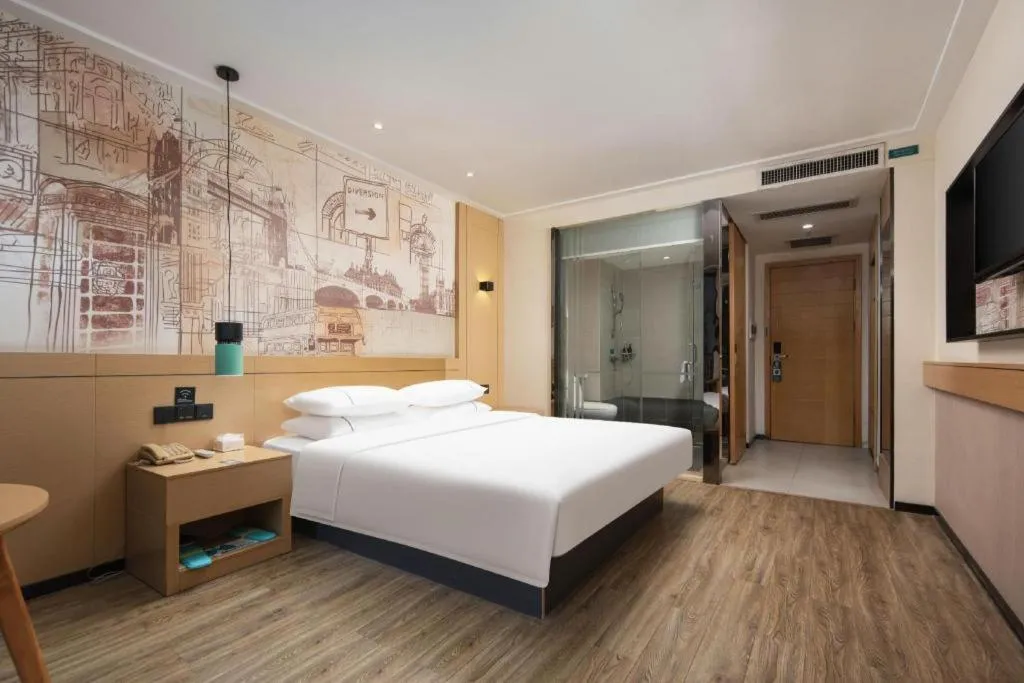 Bed in City Comfort Inn Wuhan Baibuting