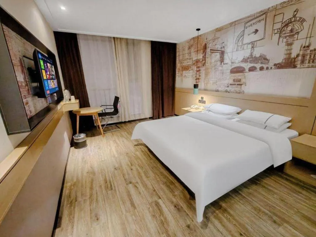 Bed in City Comfort Inn Wuhan Baibuting