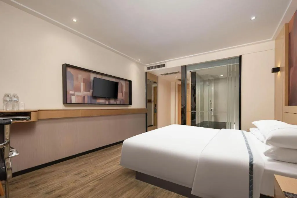 Bed in City Comfort Inn Wuhan Baibuting