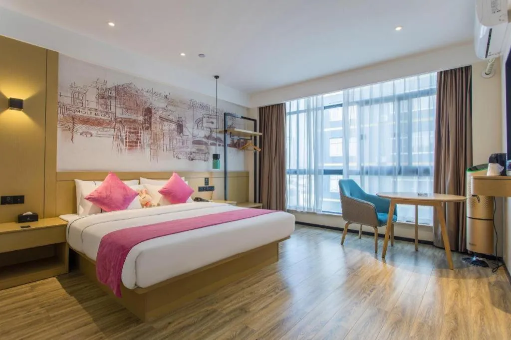 Bed in City Comfort Inn Wuhan Baibuting