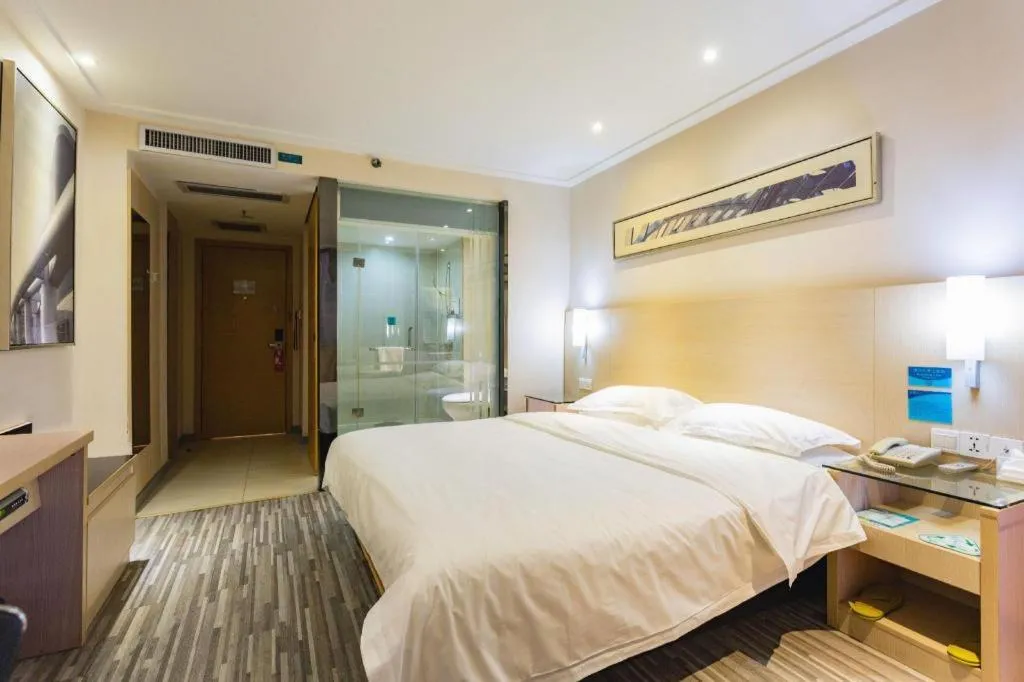 Bed in City Comfort Inn Wuhan Baibuting