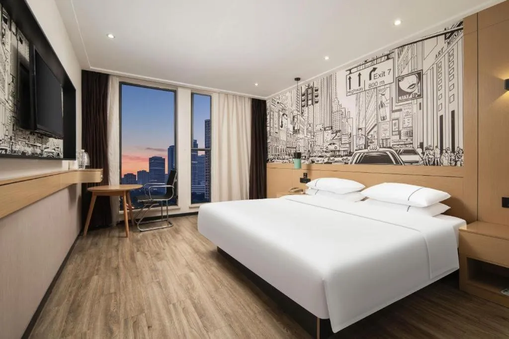 Bed in City Comfort Inn Wuhan Baibuting