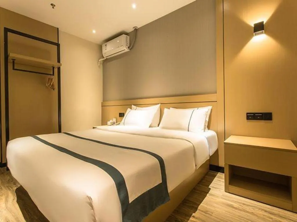 Bed in City Comfort Inn Nanning Anji Wanda Plaza