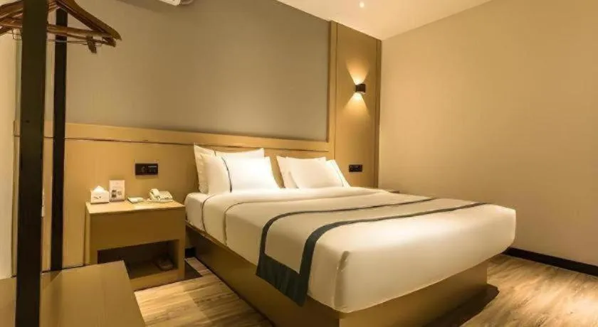 Bed in City Comfort Inn Nanning Anji Wanda Plaza