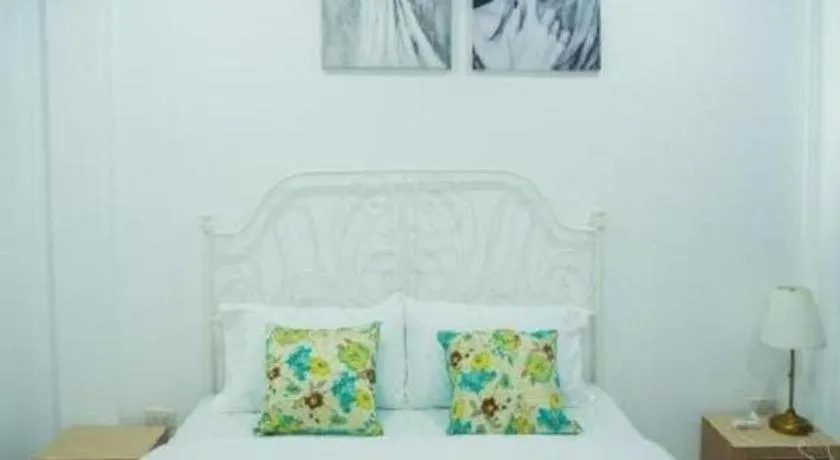 Bed in The Prince Hotel