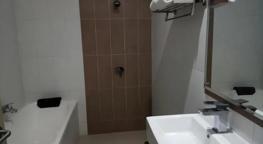 Grand Dian Hotel Slawi