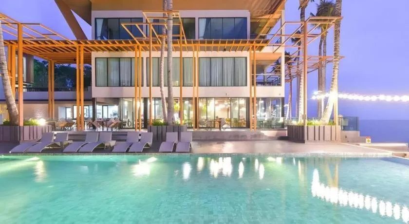 Eco Cozy Beachfront Resort Chaam