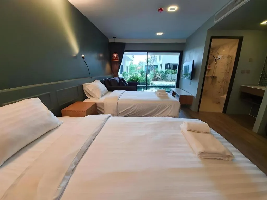 Bed in Eco Cozy Beachfront Resort Chaam