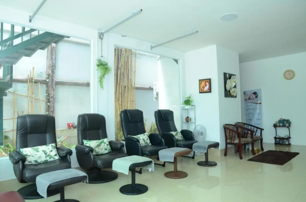 Leuxay Hotel