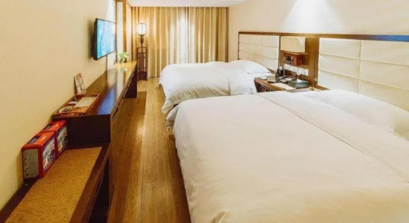 Bed in Oriental Hotel