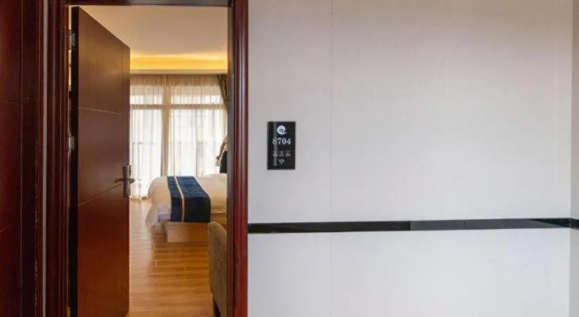 Bed in Oriental Hotel