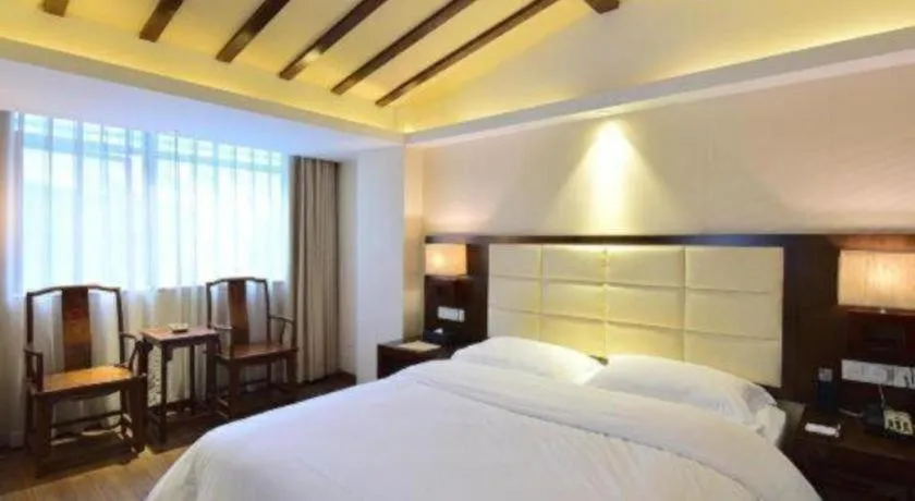 Bed in Oriental Hotel