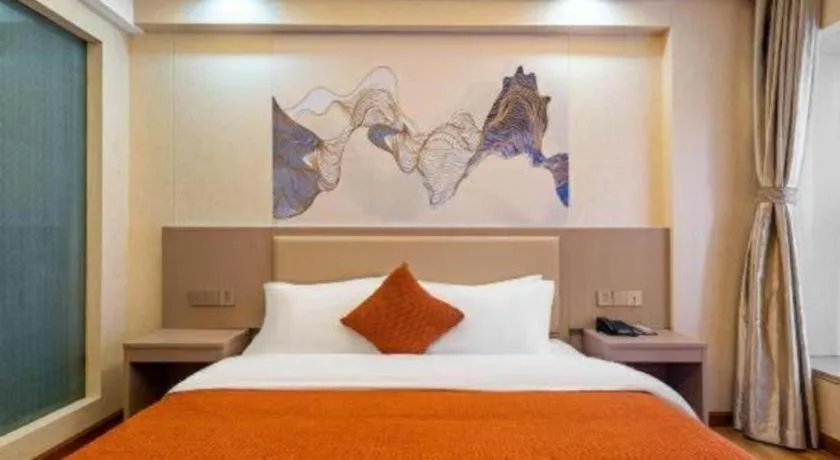 Bed in Oriental Hotel