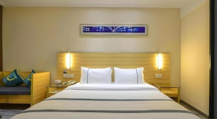 Bed in City Comfort Inn Enshi Shizhou Avenue