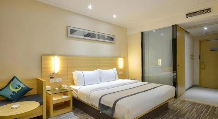 Bed in City Comfort Inn Enshi Shizhou Avenue