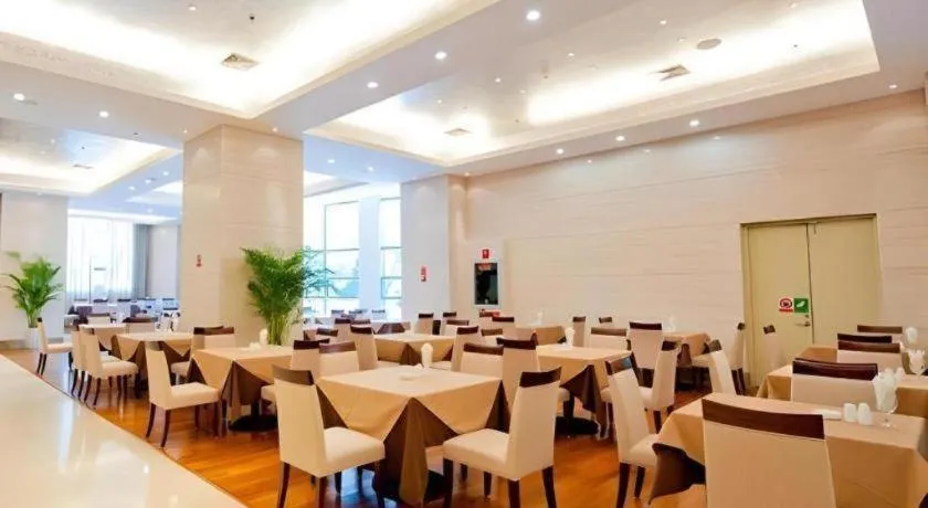 Kunming Wenhui Hotel