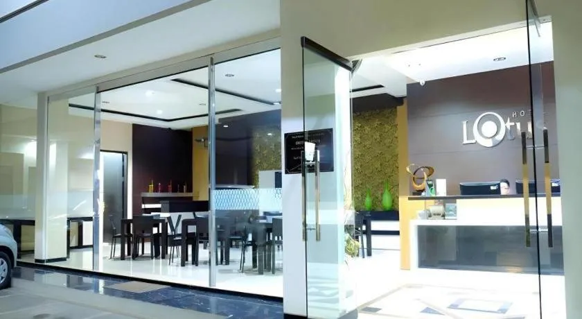 Lotus Hotel Subang