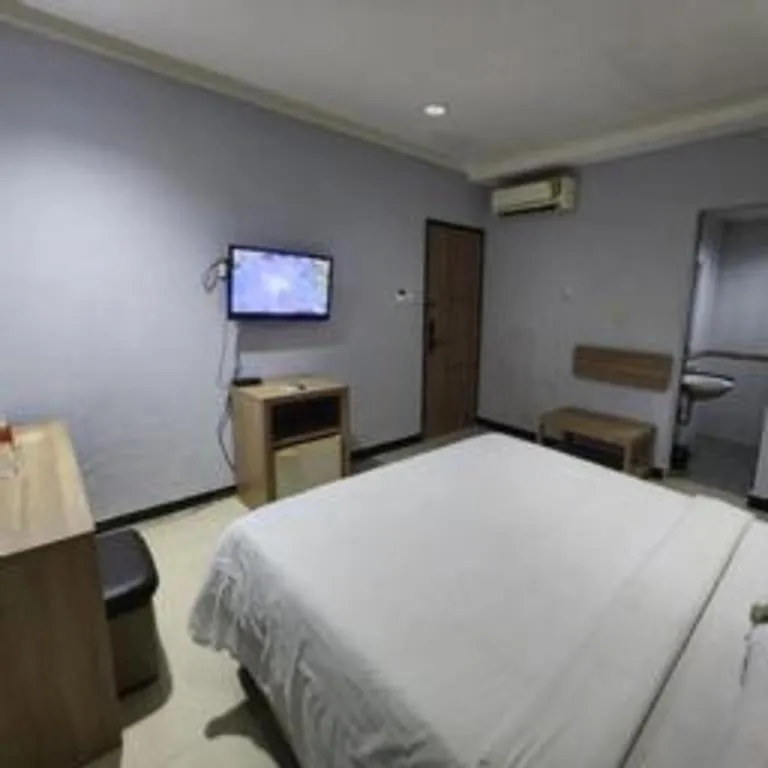 Bed in Hotel Celebes