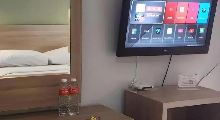 Bed in Hotel Celebes