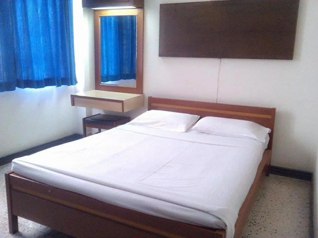 Bed in Petchpailyn Hotel