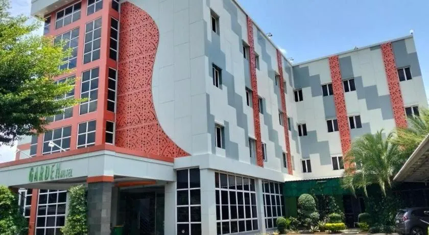 GARDEN HOTEL MAJALENGKA
