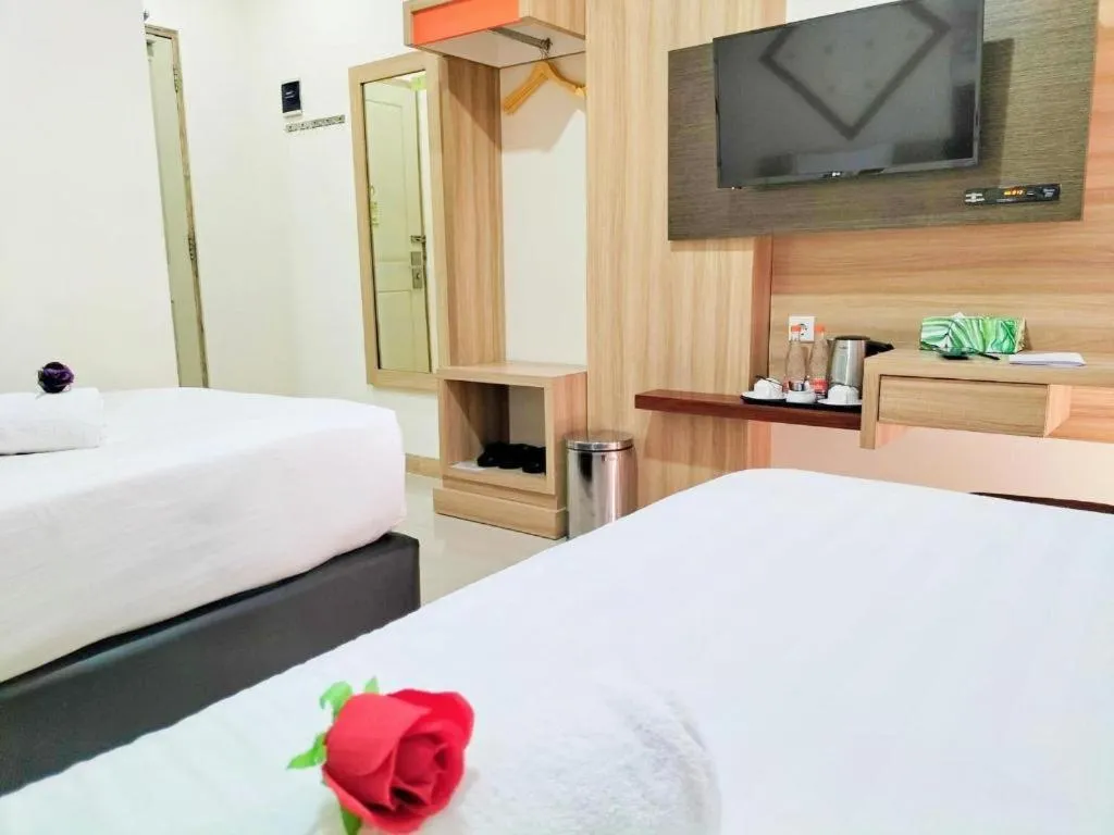 Bed in GARDEN HOTEL MAJALENGKA