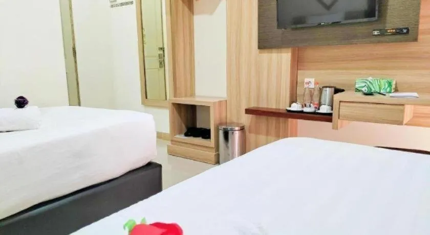 Bed in GARDEN HOTEL MAJALENGKA