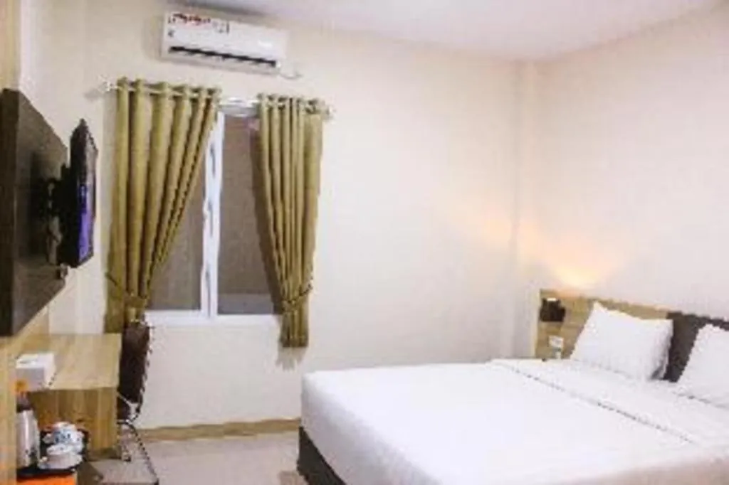 Bed in GARDEN HOTEL MAJALENGKA