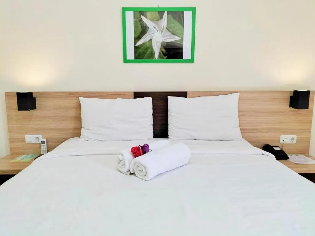 Bed in GARDEN HOTEL MAJALENGKA