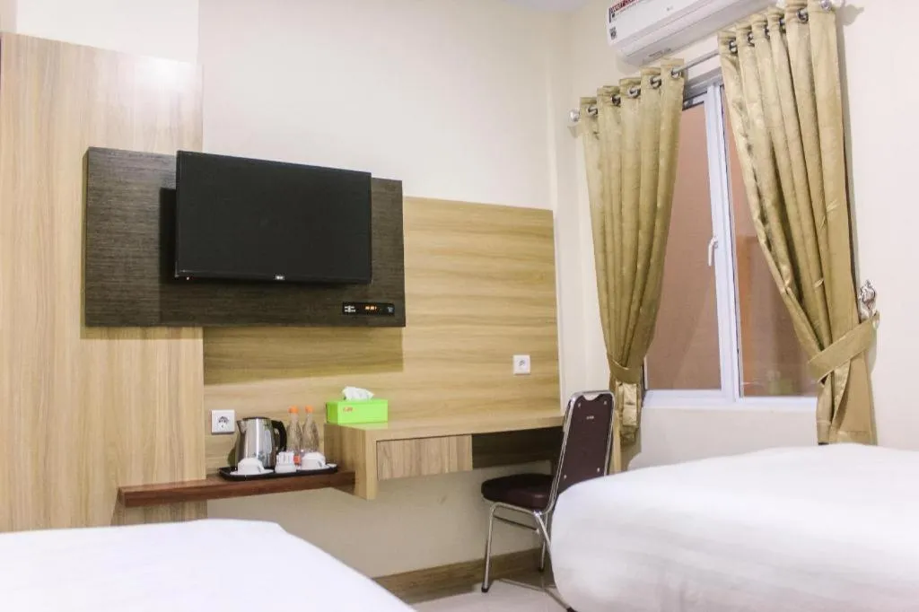 Bed in GARDEN HOTEL MAJALENGKA