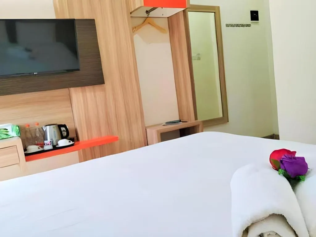 Bed in GARDEN HOTEL MAJALENGKA