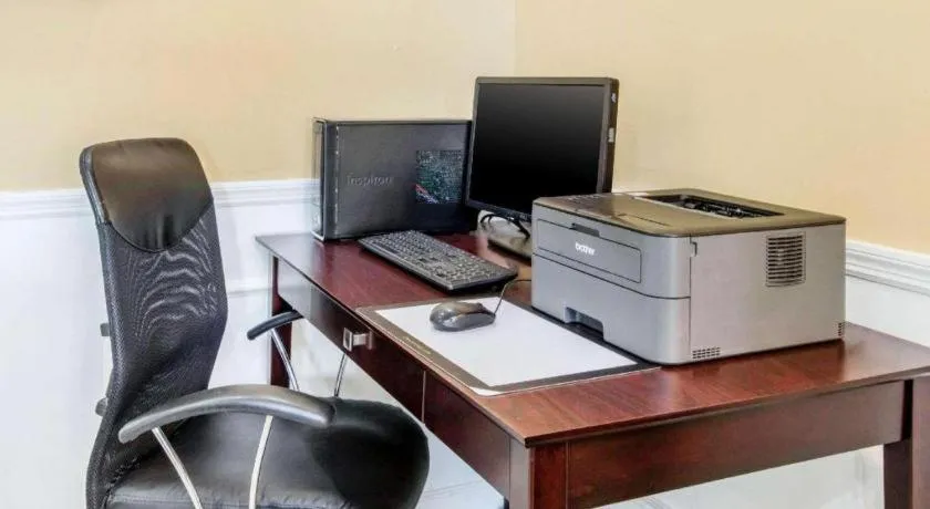 Quality Inn Bessemer I-20 exit 108